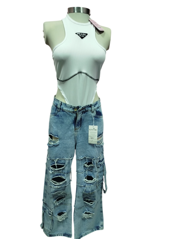 Body - Image 4